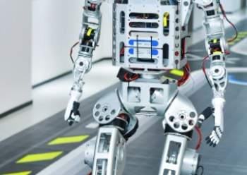 2025 年度工业机器人行业市场分析报告 中国机器人网,vrovro.com