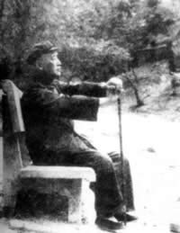 教育家叶圣陶逝世（历史上今天lssjt.com）